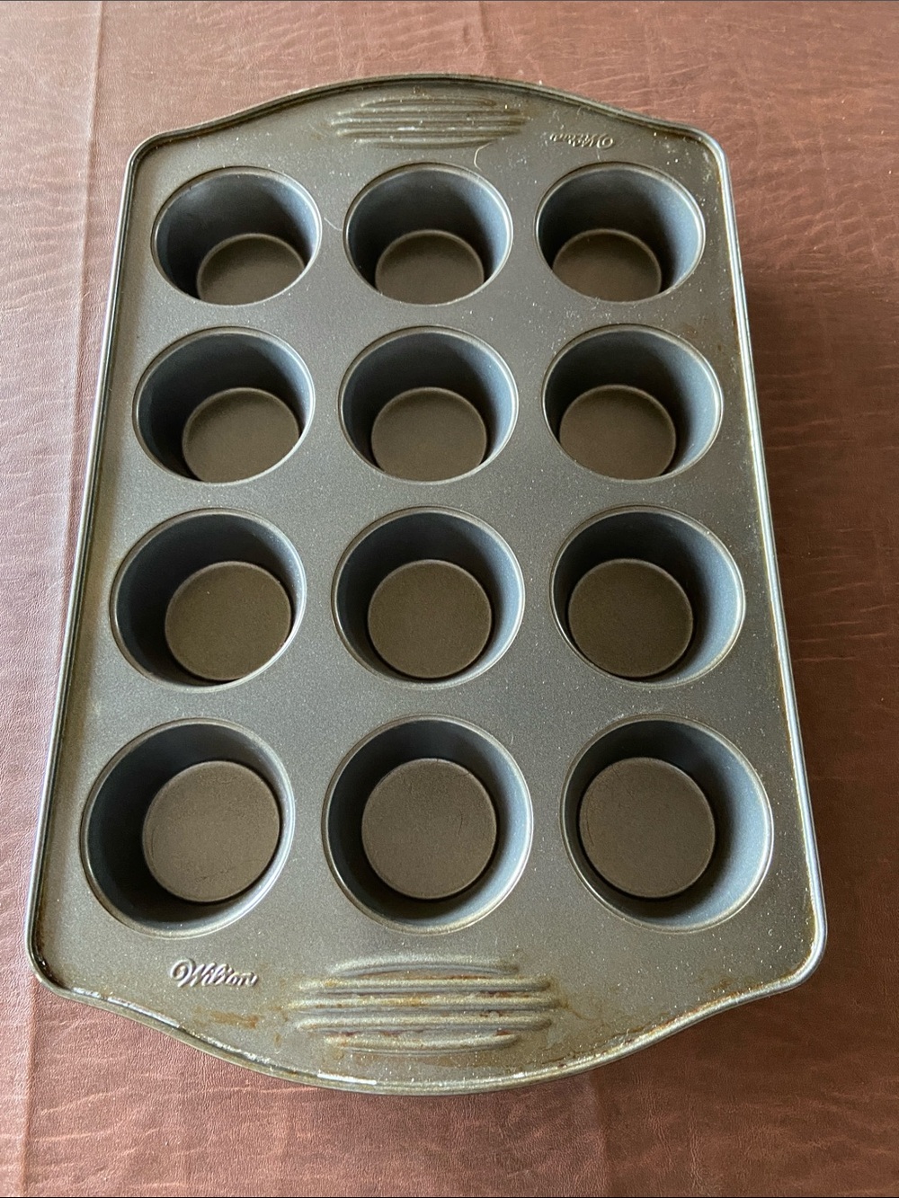 Wilton 12-Cup Nonstick Muffin Pan in Charcoal